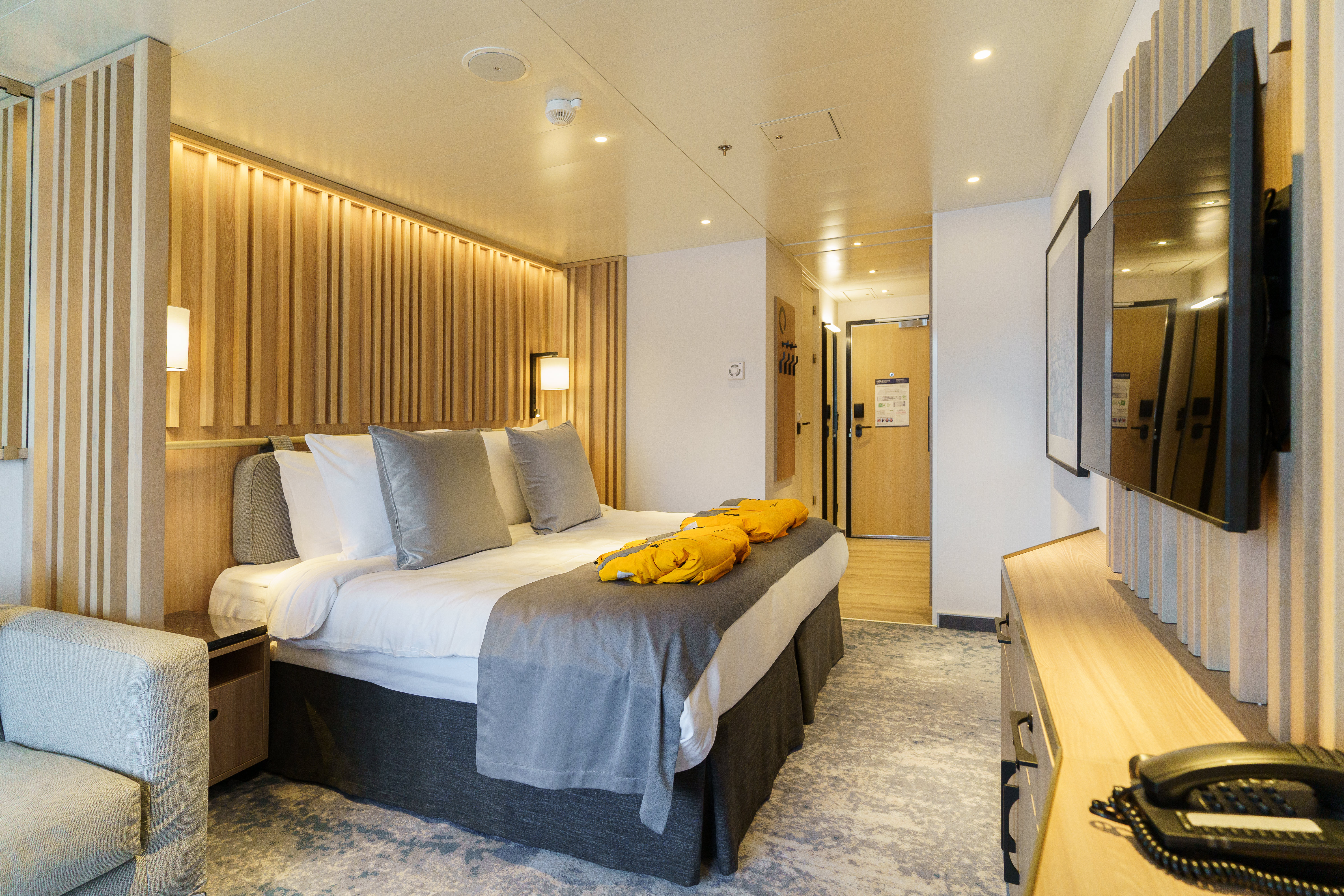 Balcony Suite